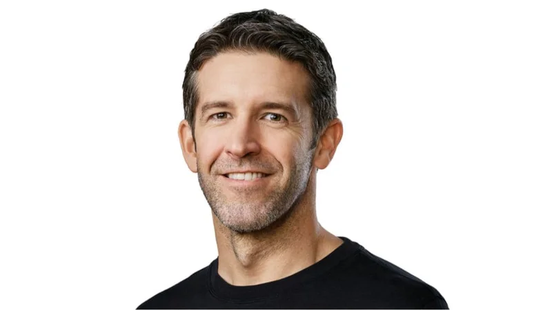 John Ternus: The Man, The Mystery, and Tim Cook's Succession – What Reddit is Saying